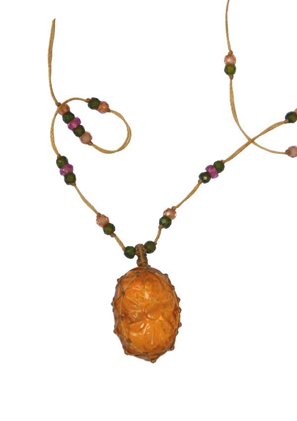 Short Tibetan Necklace - Chrysoprase - Mixed Chrysoprase - Beige Thread