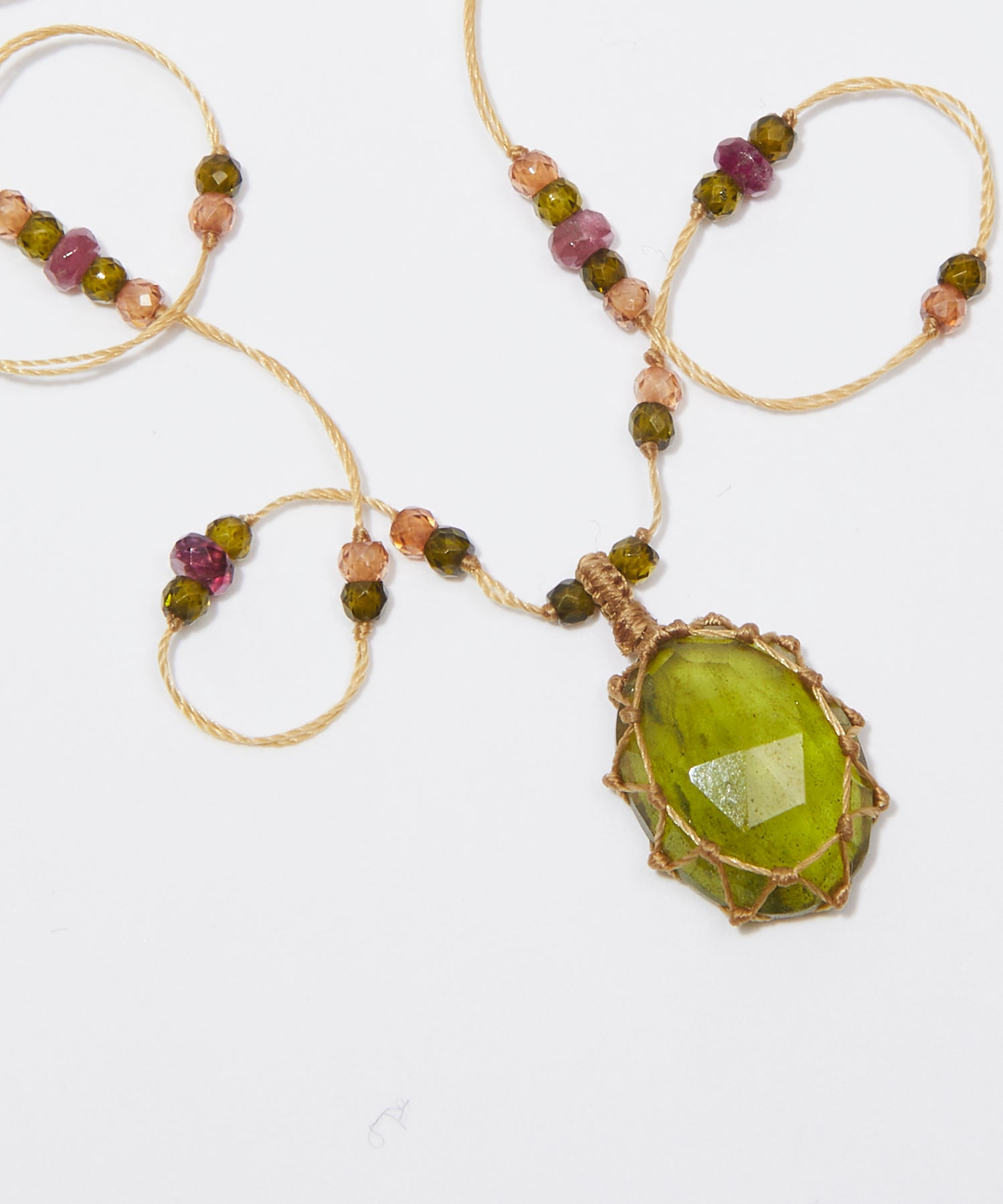 Collana corta tibetana - Vesuvianite - Mix Tormalina Rosa - Filo Beige