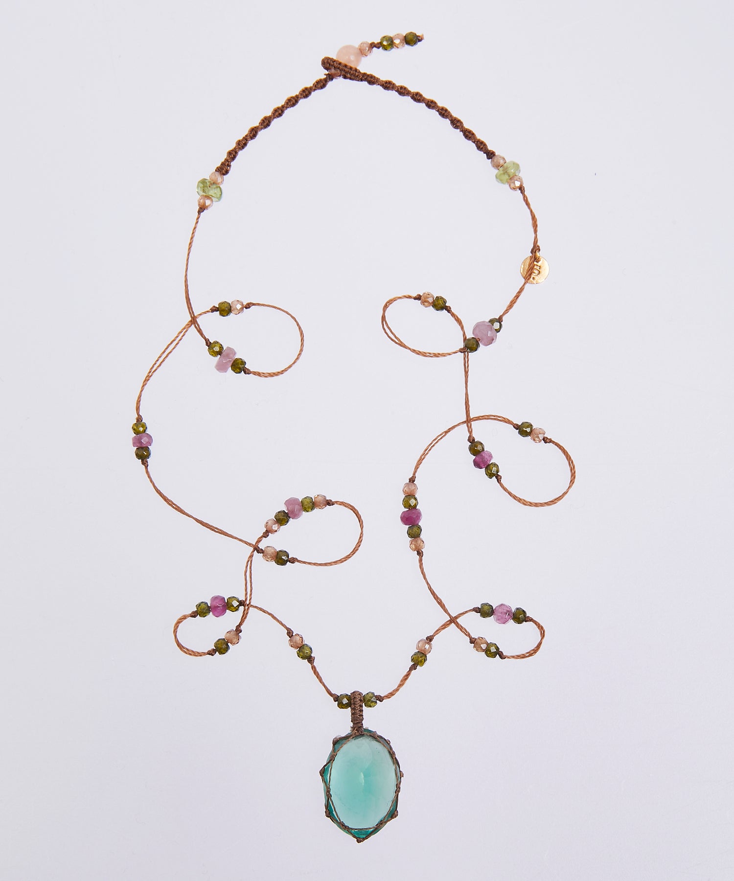 Collana corta tibetana - Fluorite blu - Mix di smeraldi - Filo beige