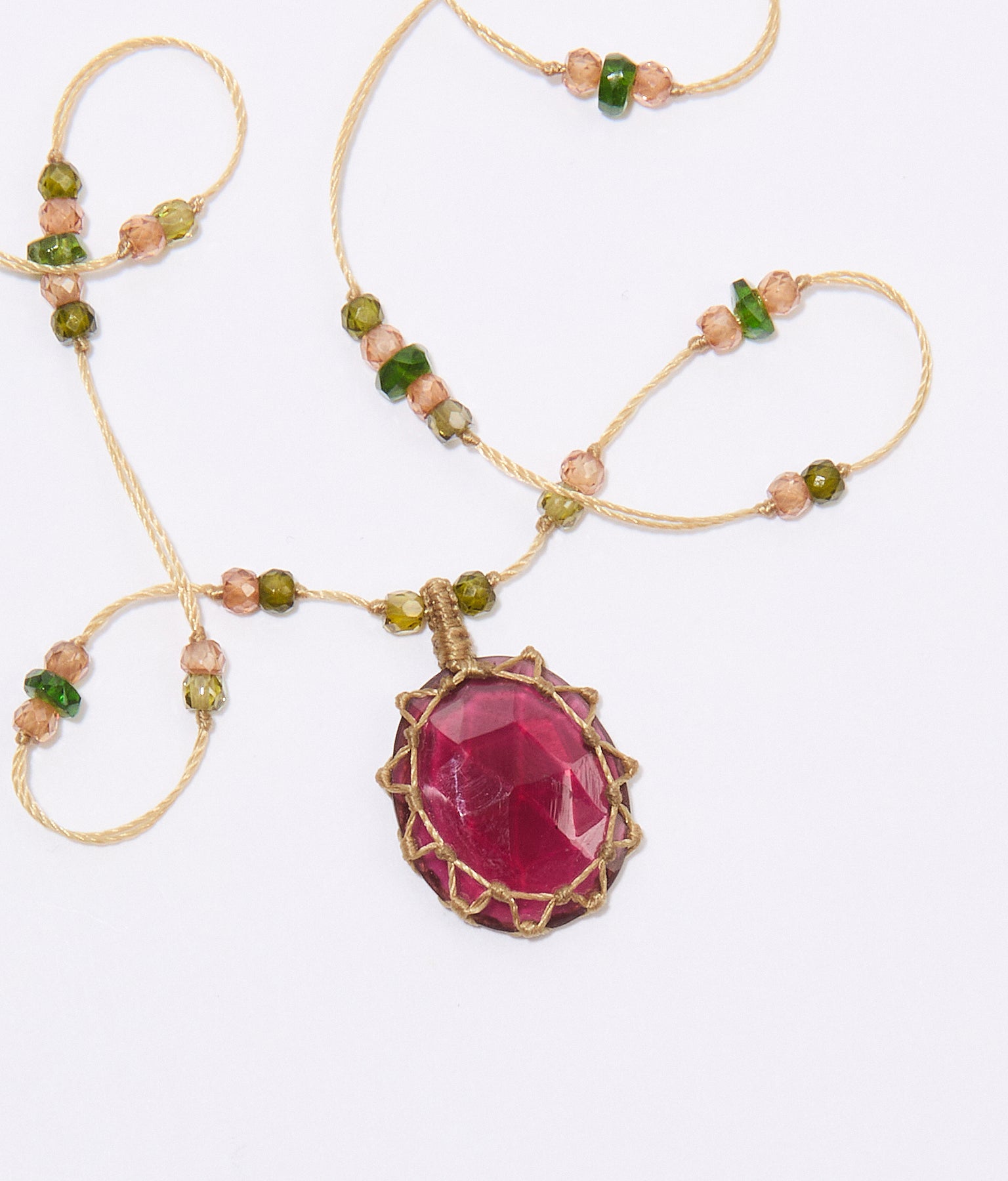 Collier Court Tibétain - Rhodolite - Mix Tsavorite - Fil Beige