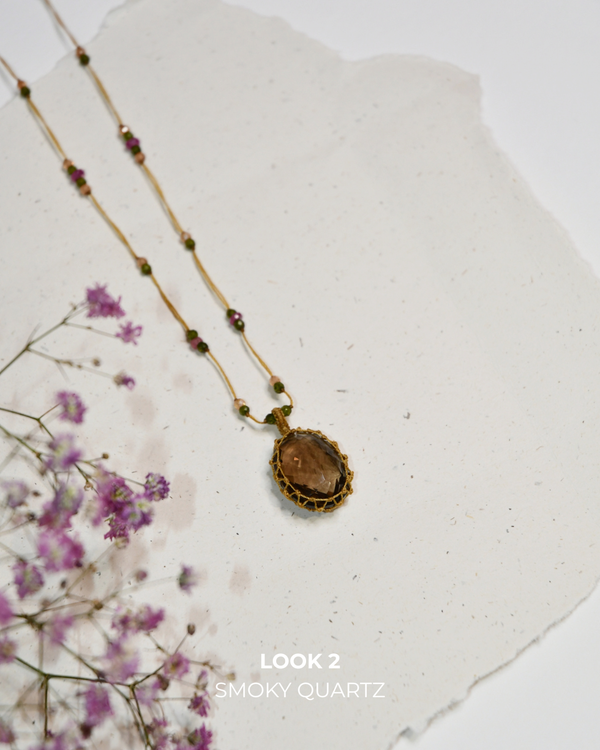 Collier court tibétain – Smoky Quartz – Mix Tourmaline Rose – Fil Beige