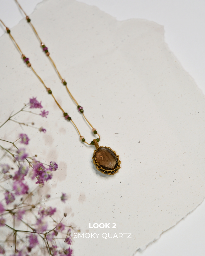 Collier court tibétain – Smoky Quartz – Mix Tourmaline Rose – Fil Beige