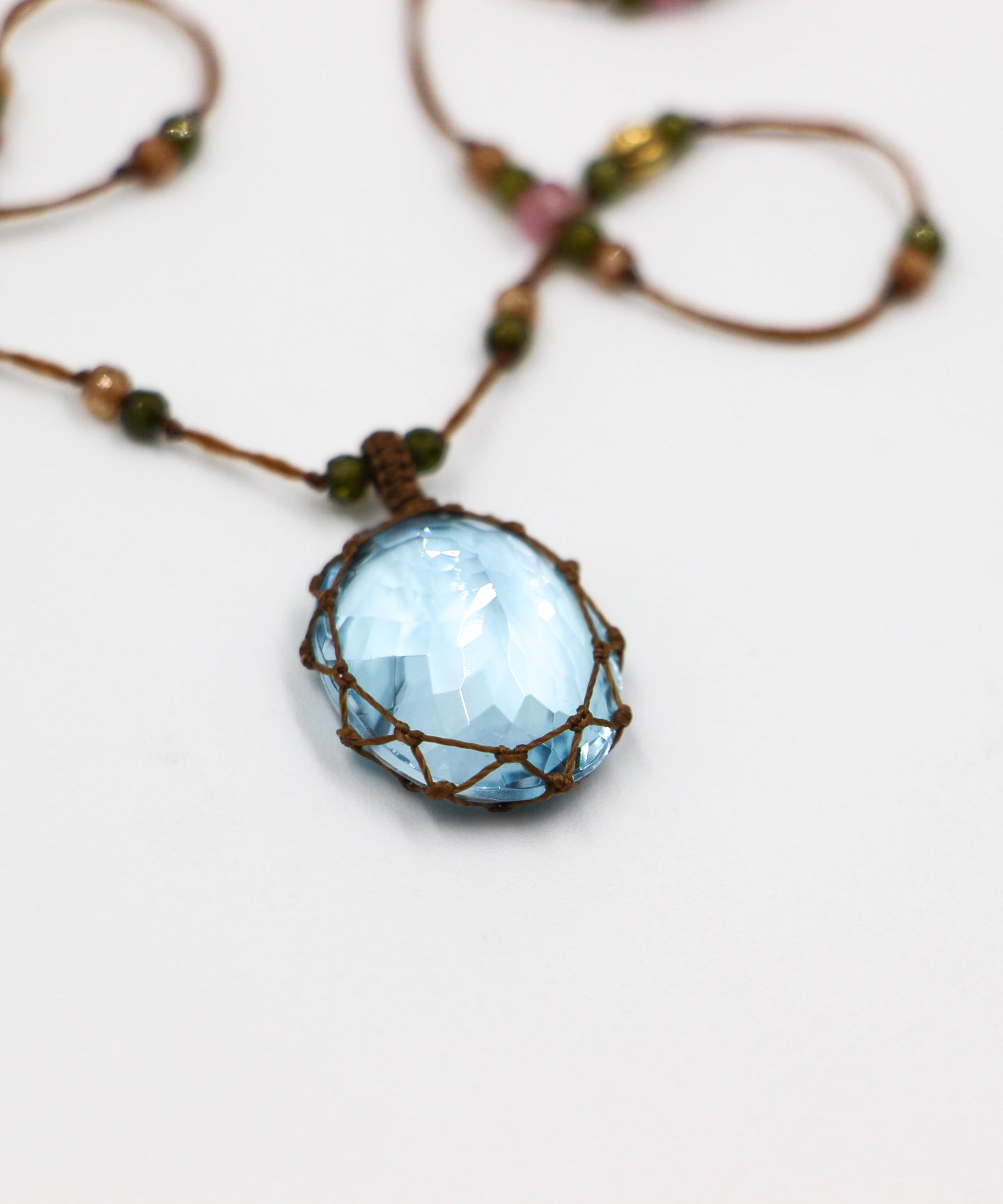 So Precious Short Tibetan Necklace - Blue Fluorite - Mix Tsavorite - Tobacco Thread