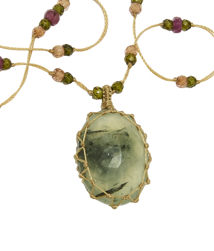 Collier Court Tibétain - Prehnite rutile - Fil Beige & Tourmaline