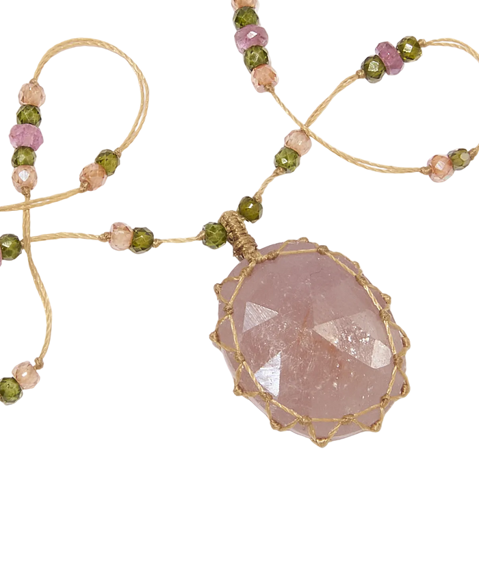 Collier Court Tibétain | Saphir rose - Fil Beige & Tourmaline