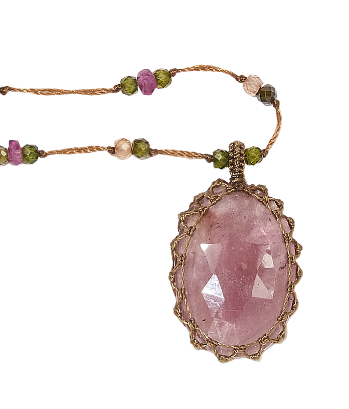 Collier Court Tibétain | Saphir rose - Fil Tabac & Tourmaline