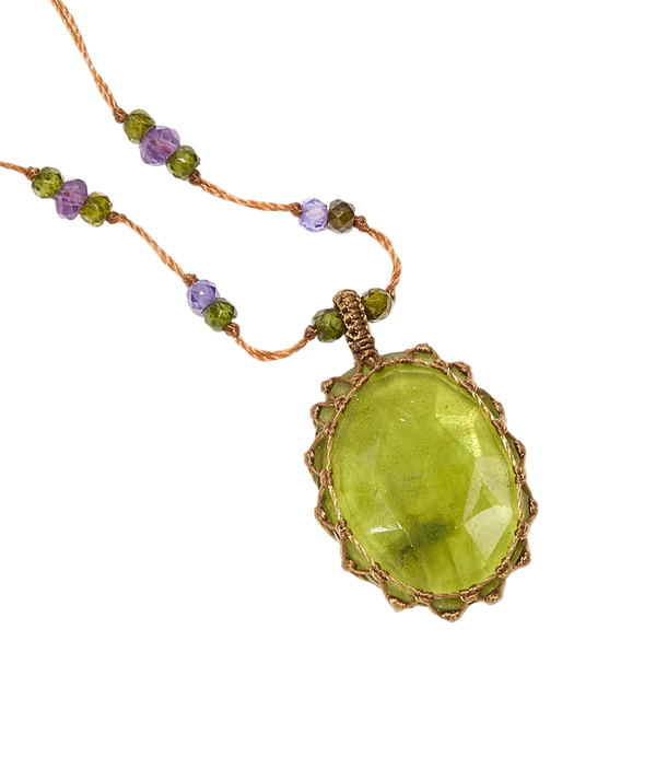 Collier Court Tibétain - Vésuvianite - Mix Tsavorit Purple - Fil Tabac