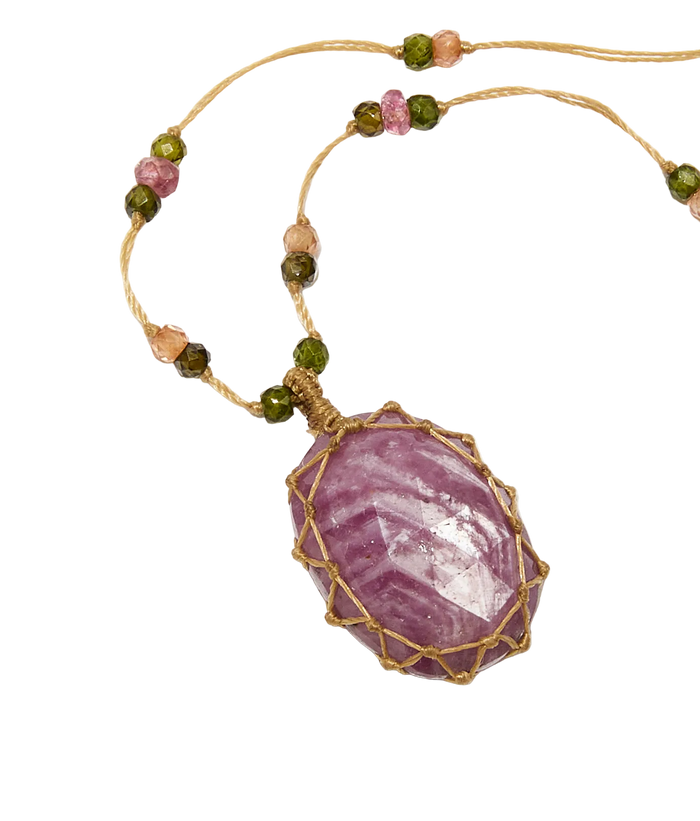 Collier court tibétain - Rubis - Mix Tourmaline - Fil Beige