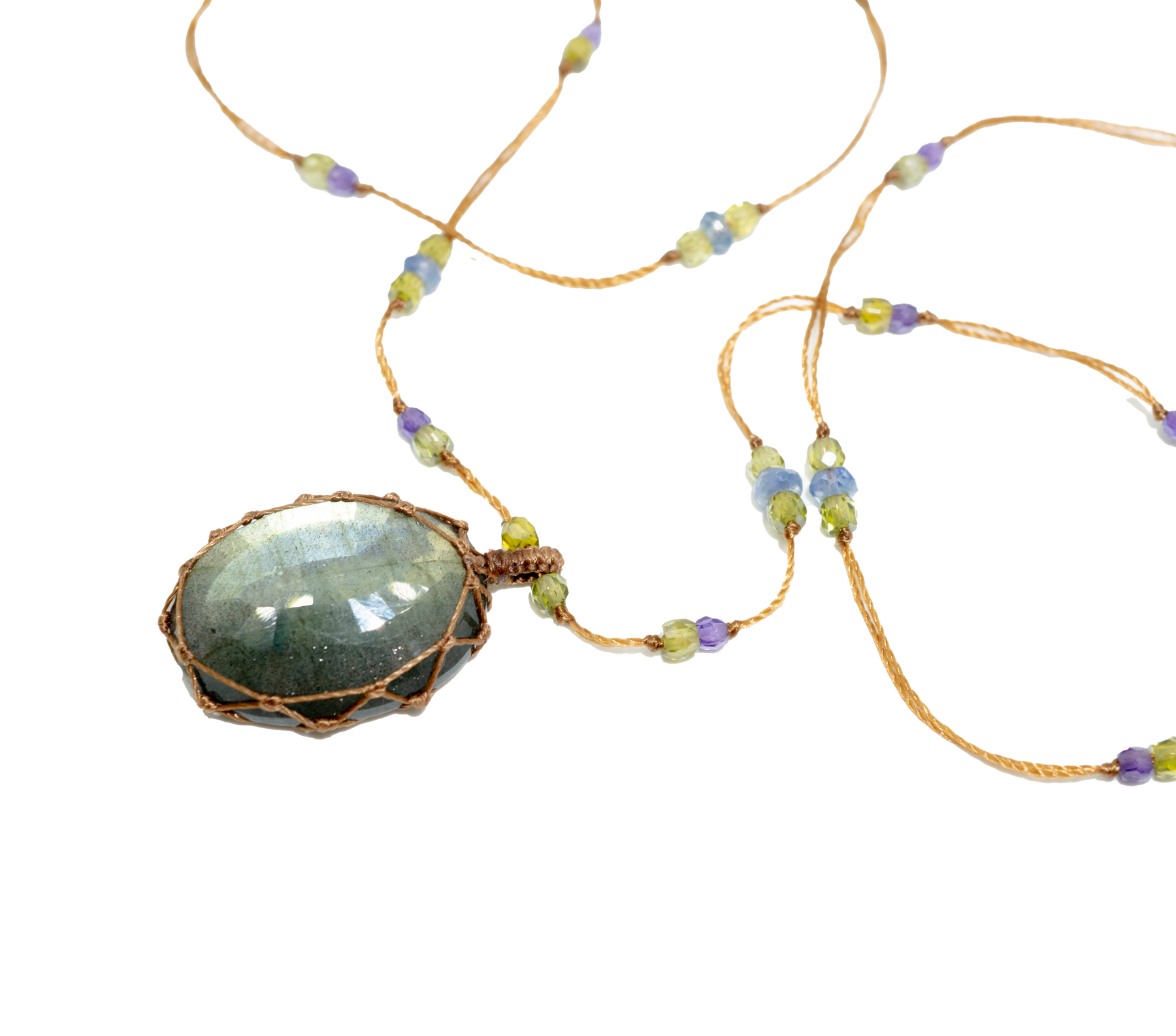Short Tibetan Necklace - Green Fire Labradorite - Mix Sapphire - Tobacco Thread
