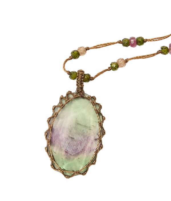 Collana Corta Tibetana - Fluorite Arcobaleno - Mix Tsavorite - Filo Beige