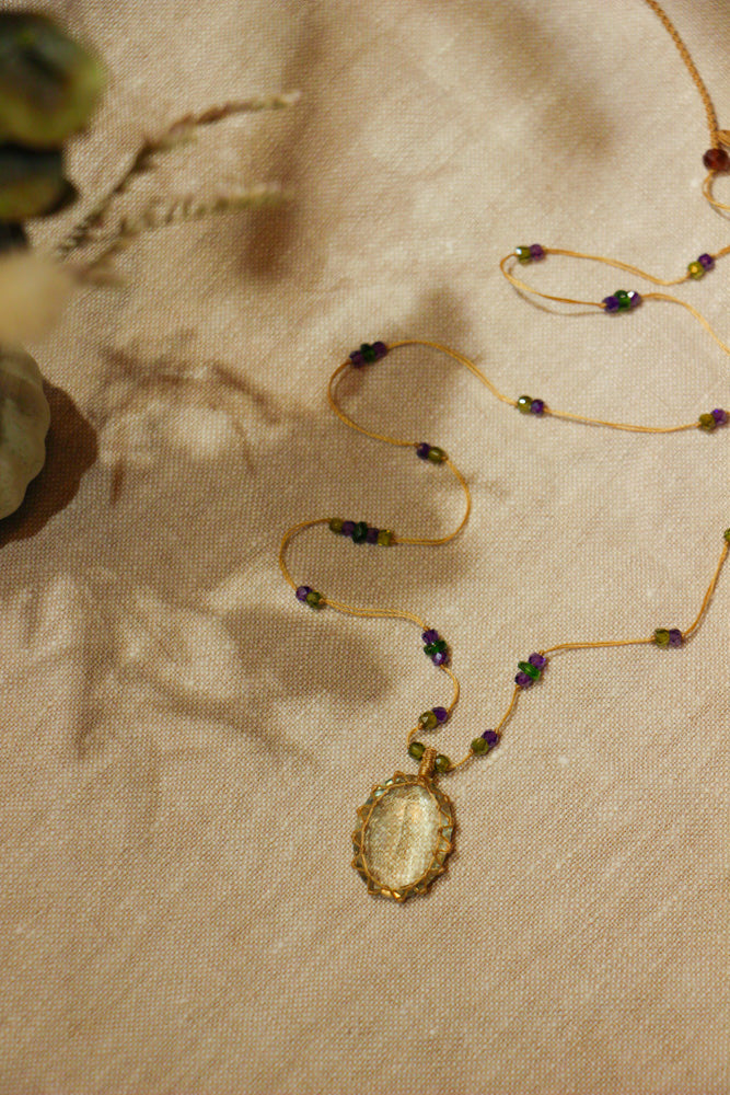 Tibetan Short Necklace - Lemon Topaz - Mix Tsavorite - Beige Thread