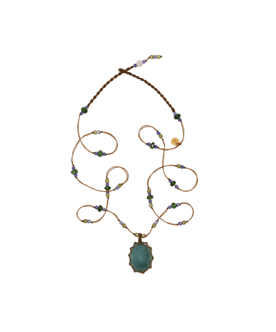 Collier Court Tibétain - Grandidiérite - Mix Tsavorite - Fil Tabac wird zu Halskette Kurz Tibet - Grandidierit - Tsavorite-Mix - Tabakfarbenes Band