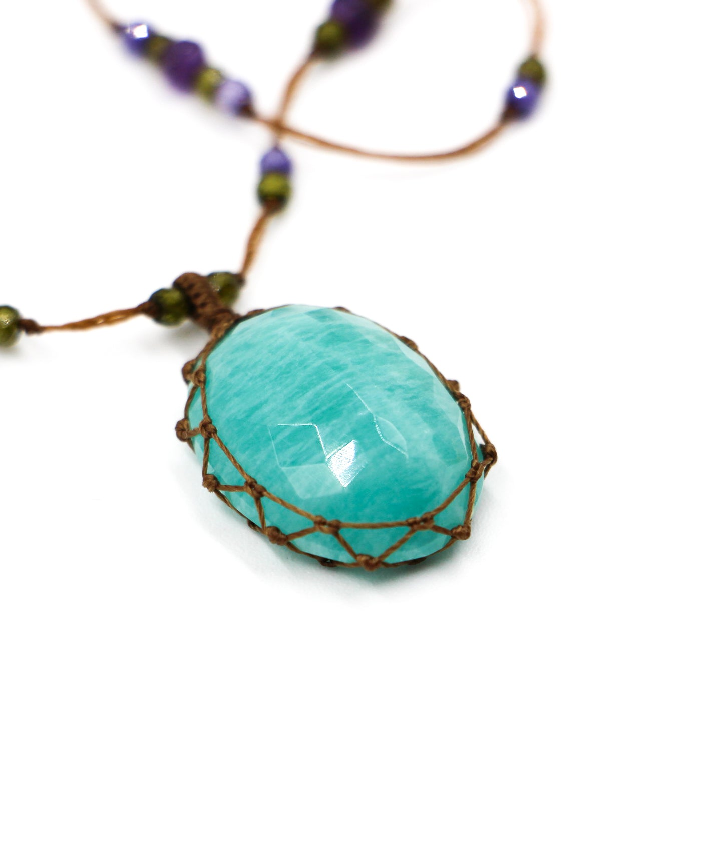 Short Tibetan Necklace - Blue Amazonite - Mix Tsavorite - Tobacco Thread