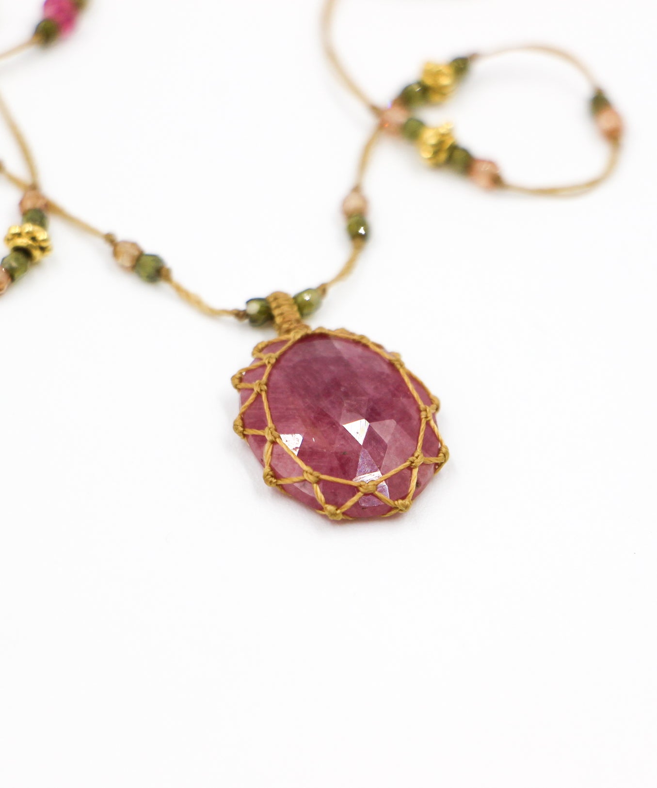 So Precious Collier Court Tibétain - Rubis - Mix Tourmaline Rose - Fil Beige