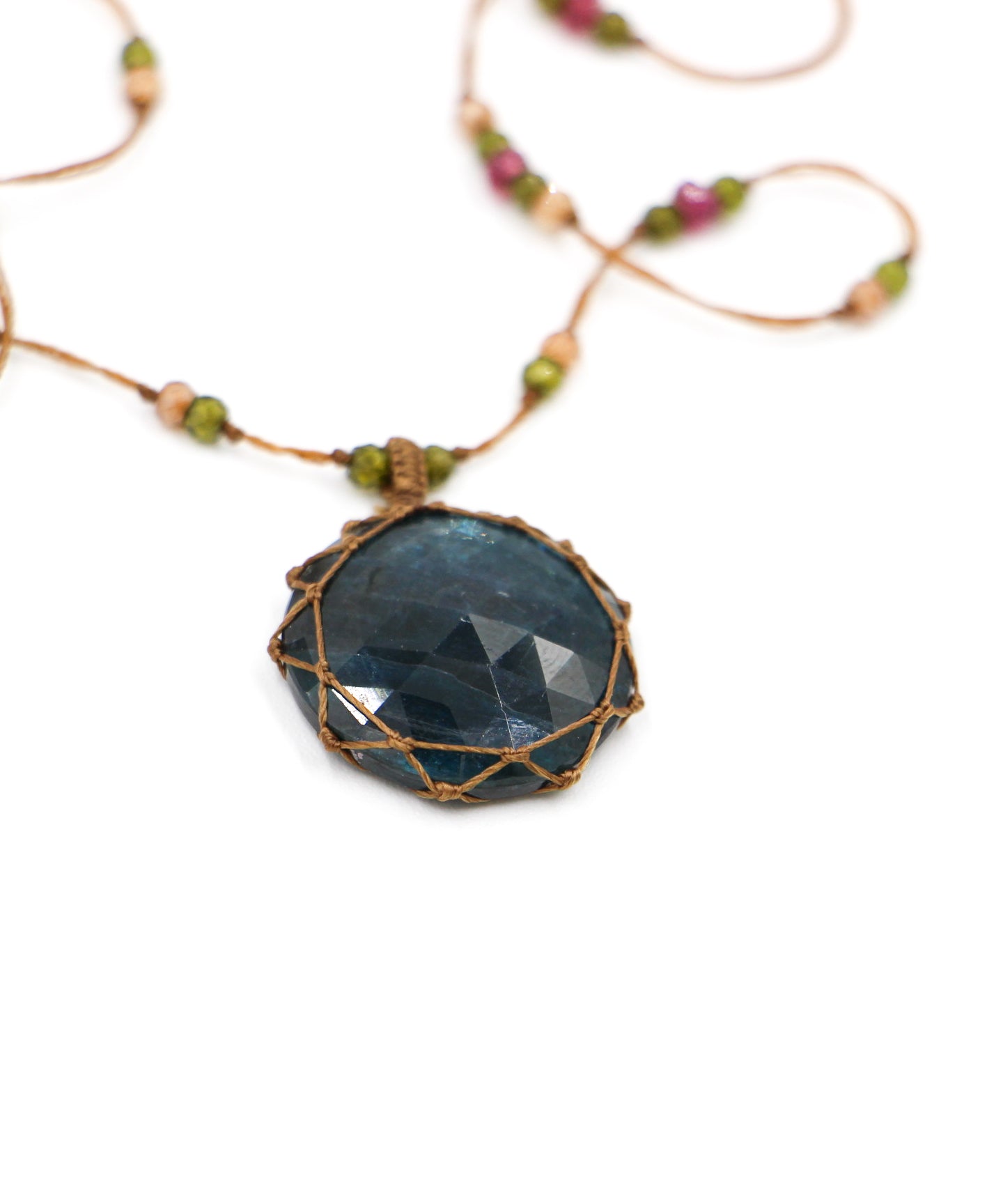 So Precious Tibetan Short Necklace - Kyanite - Mix Pink Tourmaline - Beige Thread