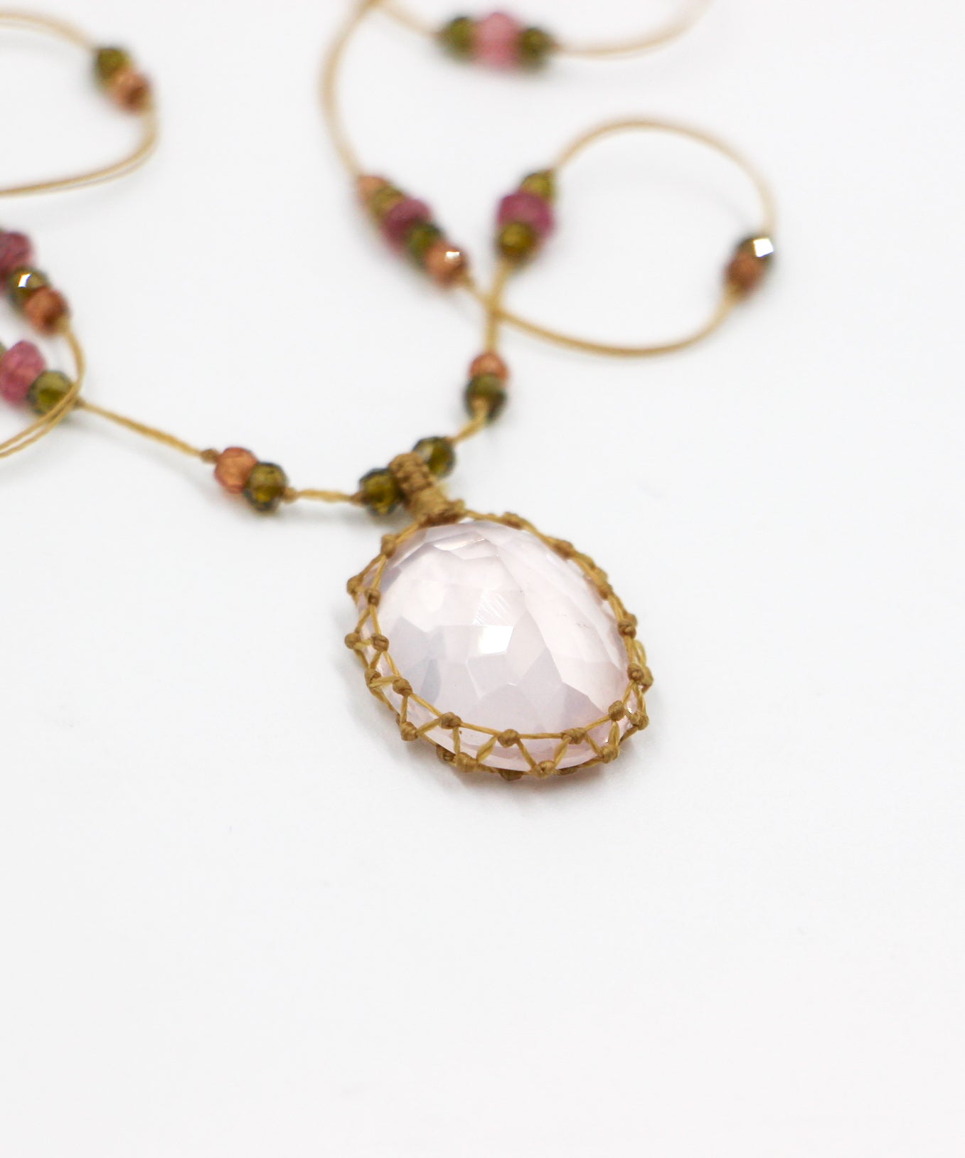 Collier Court Tibétain - Quartz Rose - Mix Tourmaline Rose - Fil Beige