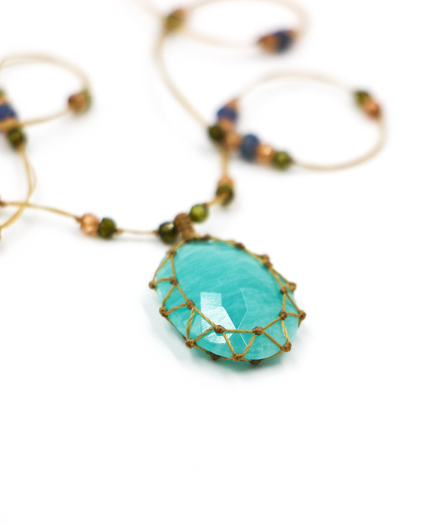 Short Tibetan Necklace - Blue Amazonite - Mix Sapphire - Beige Thread