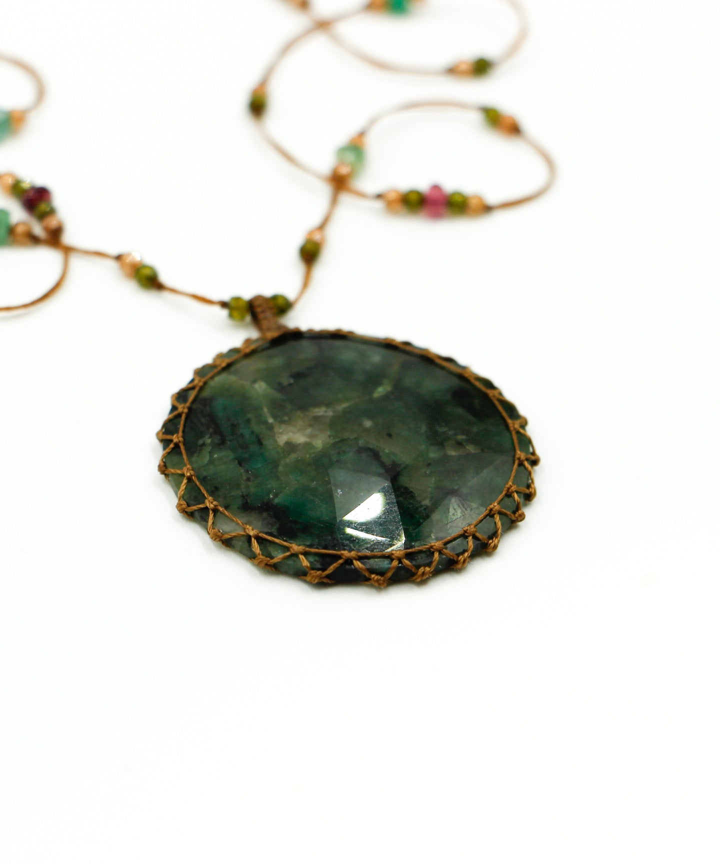 Tibetan Short Necklace - Chrysoprase - Emerald Mix - Tobacco Thread