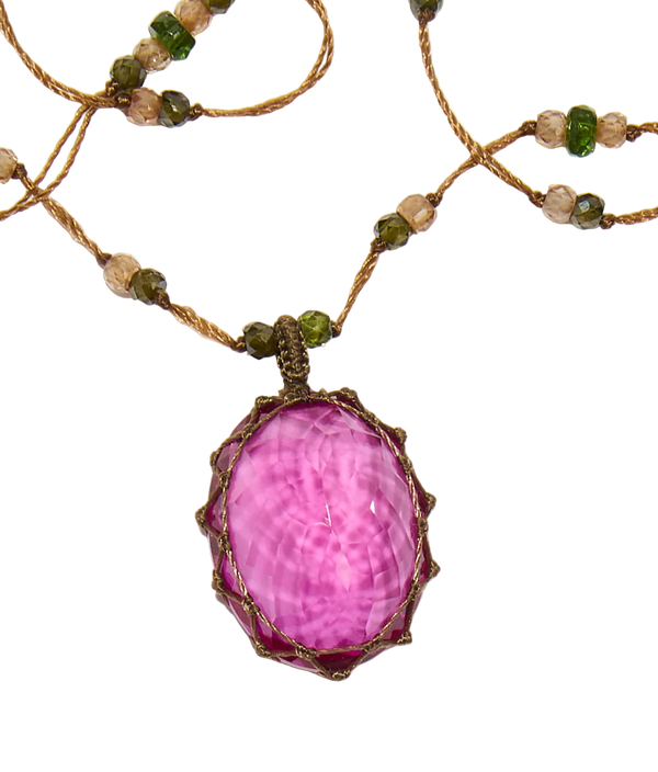 Collier court tibétain - Indian Glass Pink - Mix Emeraude - Fil Tabac