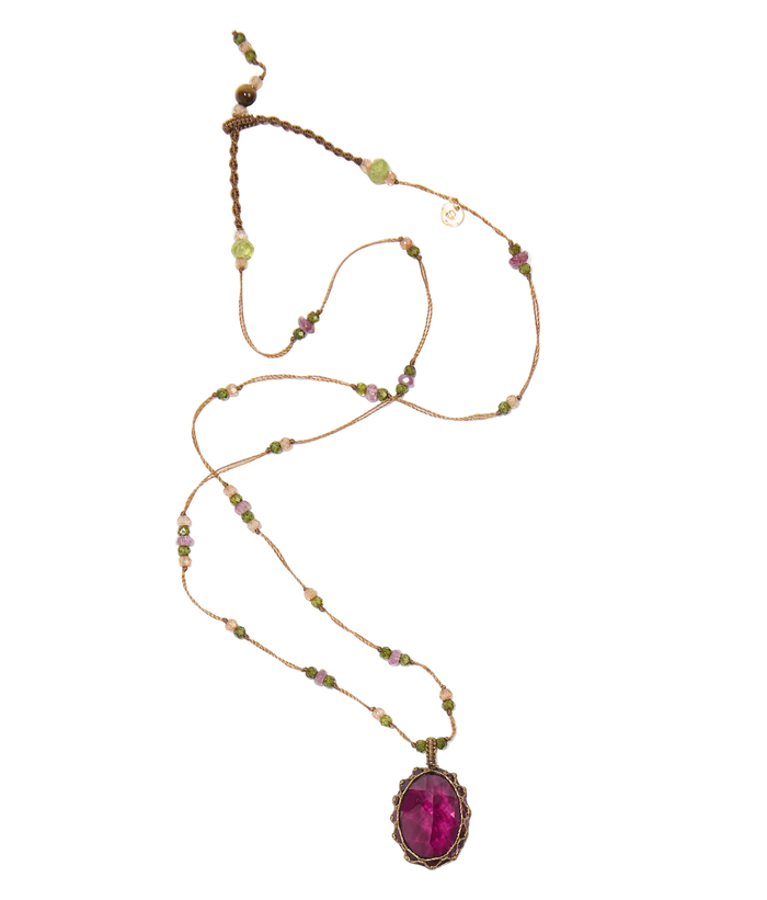 Collier court tibétain - Dublet Rhodolite - Mix Emeraude - Fil Beige