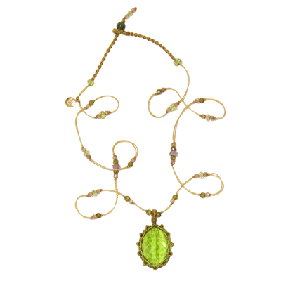 Collier court tibétain - Indian Glass Peridot - Mix Emeraude - Fil Tabac