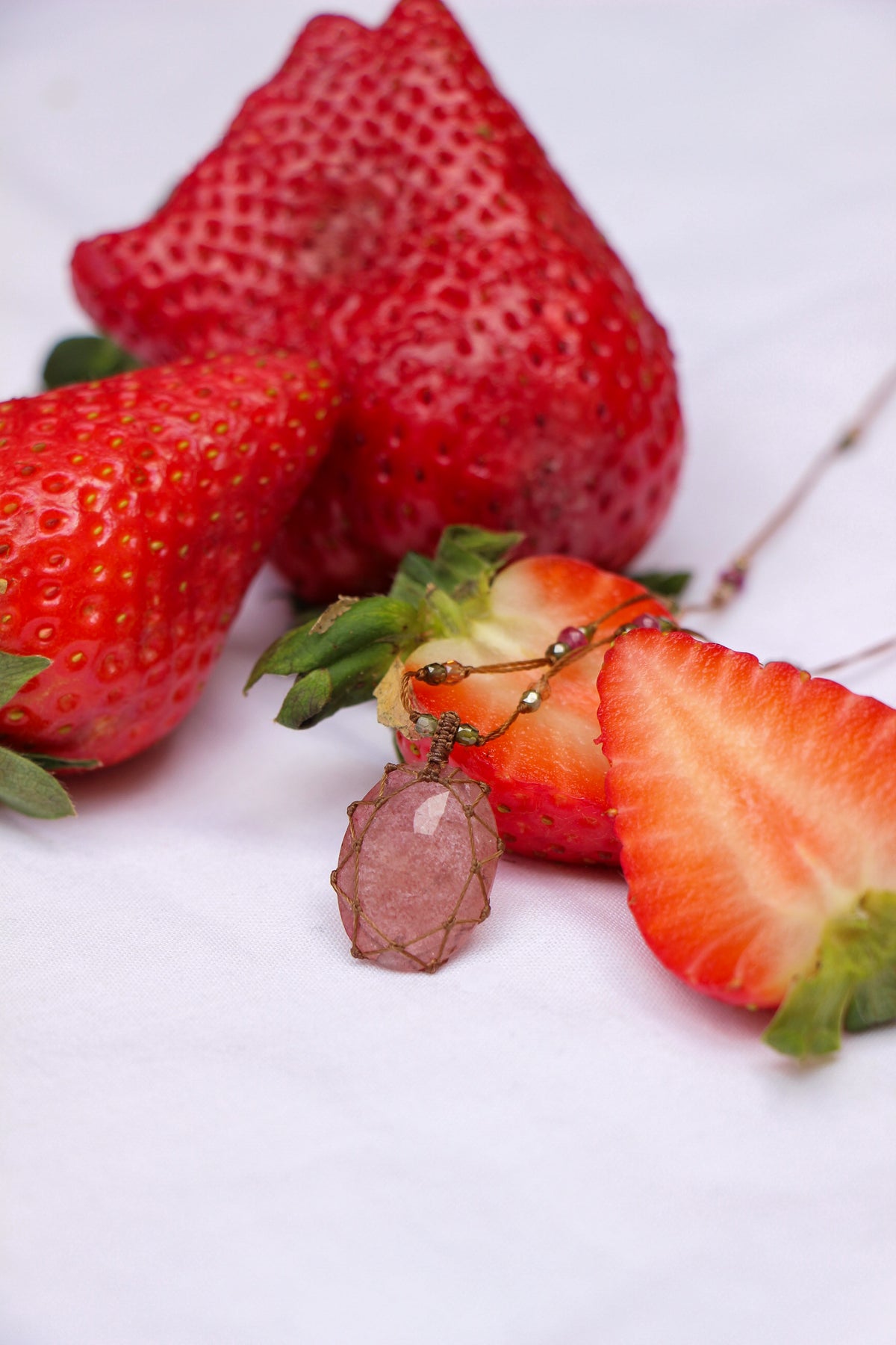 Tibetan Short Necklace - Strawberry Rose Quartz - Mix Pink Tourmaline - Tobacco Thread