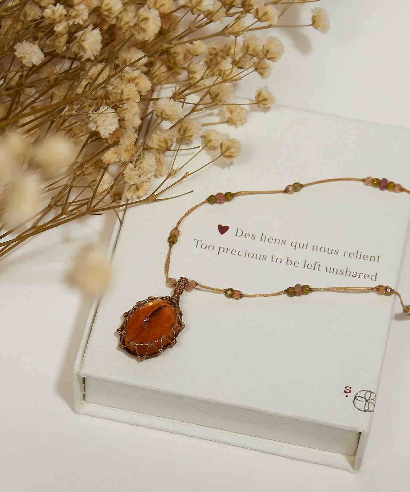 Tibetan Short Necklace - Honey Quartz - Carnelian Mix - Beige Thread