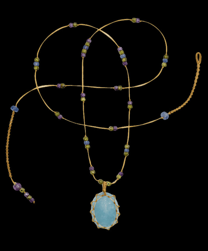 Short Tibetan Necklace - Aquamarine - Mix Tsavorite - Beige Thread