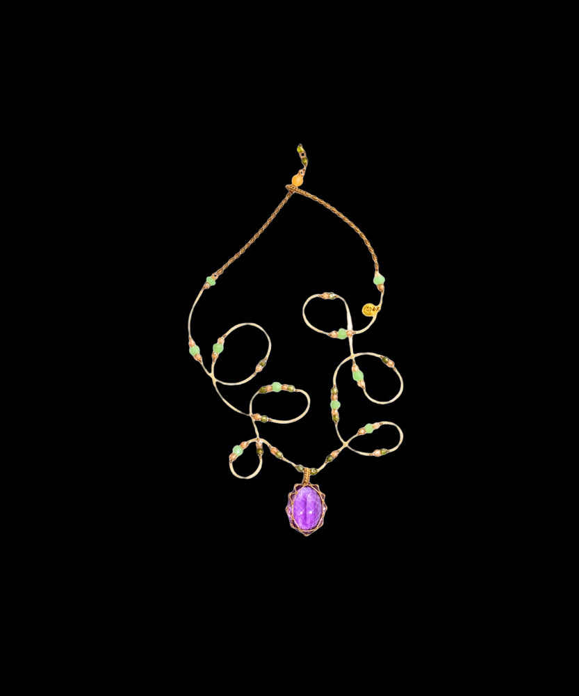 Tibetan Short Necklace - Dark Violet Amethyst - Chrysoprase Mix - Beige Thread 